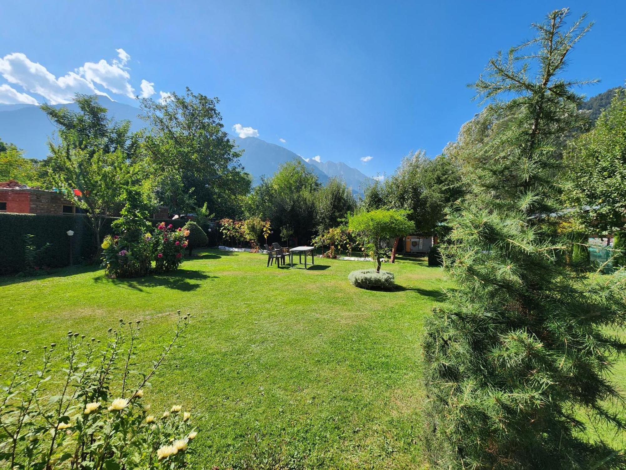 Premier Pahalgam Hotel Exterior foto